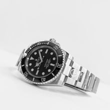 Load image into Gallery viewer, Rolex Submariner No Date - 114060
