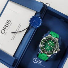 Load image into Gallery viewer, Oris Aquis Date Calibre 400 - 01.400.7790.4157
